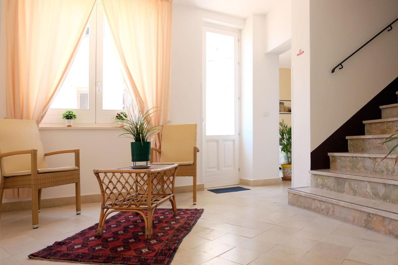Nuova Mastrarua Rooms Сиракузы Экстерьер фото